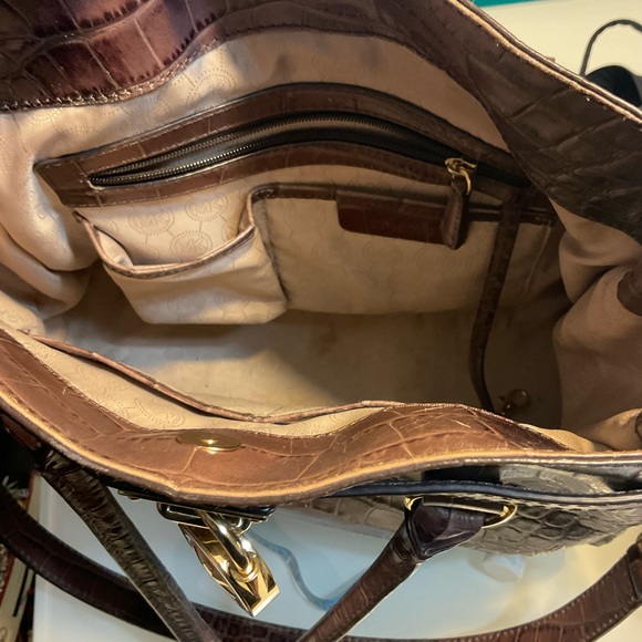 Micheal Kors crocodile embossed satchel - Picture 8 of 10